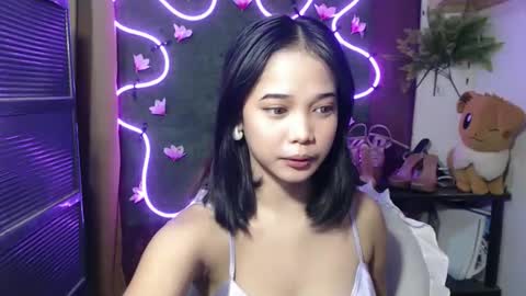 Snapshot of umi_pinay69xx chatting on September 14, 1:54 pm umi online show from September 14, 1:54 pm