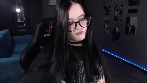 Julia online show from January 24, 1:45 am