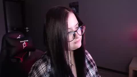 Julia online show from March 4, 8:57 am