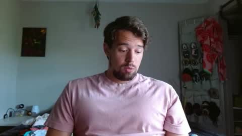 Snapshot of umphreak42 chatting on June 5, 6:13 pm Andrew online show from June 5, 6:13 pm