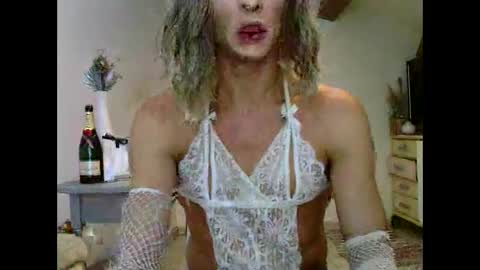 unadiosa online show from September 19, 6:52 pm