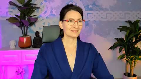 UnaTera online show from November 15, 5:16 am