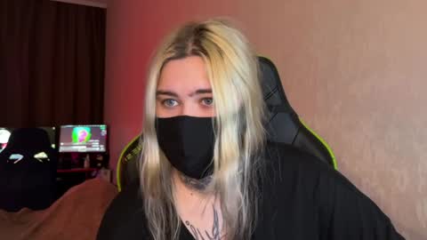 unaxyling online show from March 6, 1:02 am