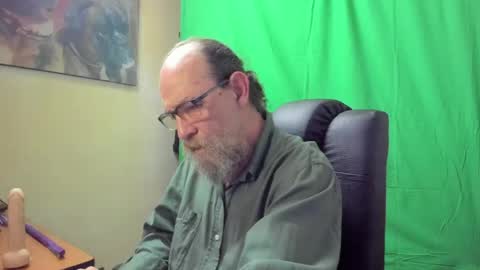 Uncle Hottie online show from April 15, 4:58 pm