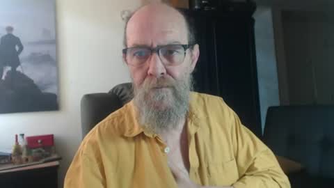 Snapshot of uncle_hottiecb chatting on July 6, 5:48 pm Uncle Hottie online show from July 6, 5:48 pm