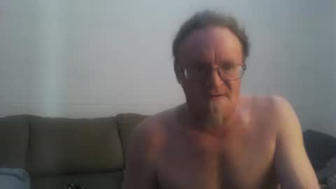 unclemuff online show from December 2, 1:17 pm