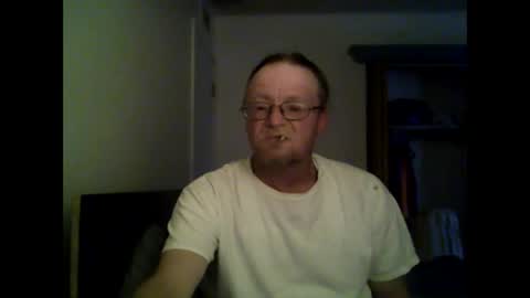 unclemuff online show from June 8, 9:48 pm