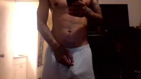 Snapshot of uncut_papi1989 chatting on February 3, 2:03 am tele kuzhbuzh online show from February 3, 2:03 am