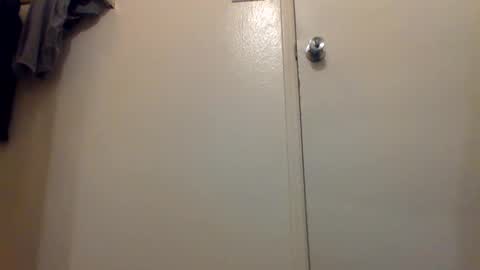 Snapshot of uncut_papi1989 chatting on February 12, 9:33 pm tele kuzhbuzh online show from February 12, 9:33 pm