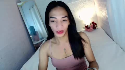 LOVELY JANE online show from June 7, 3:10 am