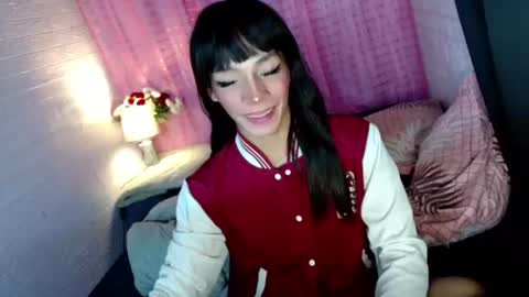 LOVELY JANE online show from July 28, 4:50 pm