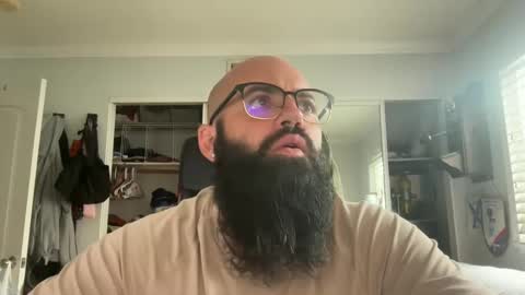 Snapshot of uncutbeard129840 chatting on September 26, 4:33 pm uncutbeard129840 online show from September 26, 4:33 pm