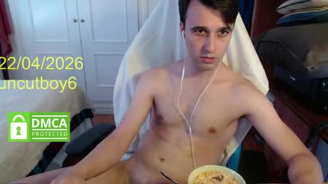Snapshot of uncutboy6 chatting on April 22, 4:52 pm Uncut online show from April 22, 4:52 pm
