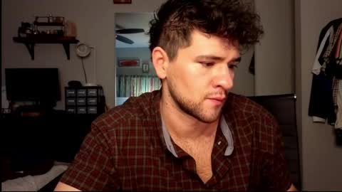 Snapshot of uncutbro55 chatting on April 16, 3:18 am uncutbro55 online show from April 16, 3:18 am