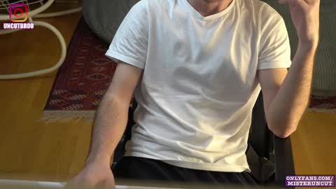 Snapshot of uncutgerman420 chatting on January 17, 8:56 pm Mister Uncut online show from January 17, 8:56 pm