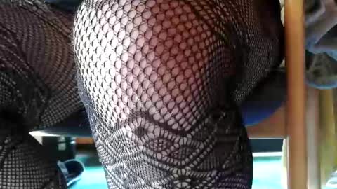 Snapshot of uncutlover1000 chatting on May 5, 1:30 pm patricia online show from May 5, 1:30 pm