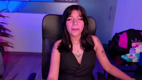 UnderBaby online show from October 4, 3:04 am