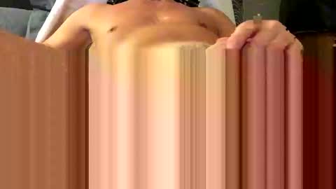 Snapshot of undergearman chatting on December 1, 6:07 am undergearman online show from December 1, 6:07 am