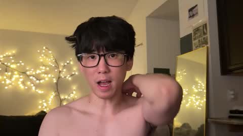 Snapshot of unhingedwang chatting on December 21, 3:35 am wang online show from December 21, 3:35 am