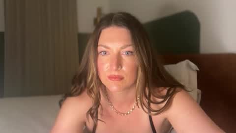 Holly online show from January 15, 6:40 am