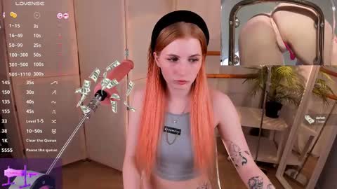 Snapshot of unicent chatting on February 12, 3:40 am Call me Mira thumbs up its make me happy online show from February 12, 3:40 am