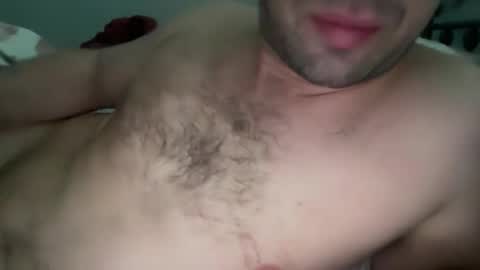 Snapshot of universalstudihoes chatting on January 21, 9:36 pm universalstudihoes online show from January 21, 9:36 pm