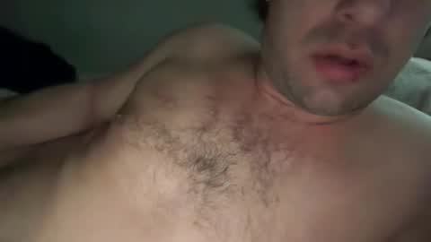 Snapshot of universalstudihoes chatting on February 7, 7:06 pm universalstudihoes online show from February 7, 7:06 pm