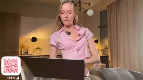 UnnaBella online show from July 13, 8:11 pm