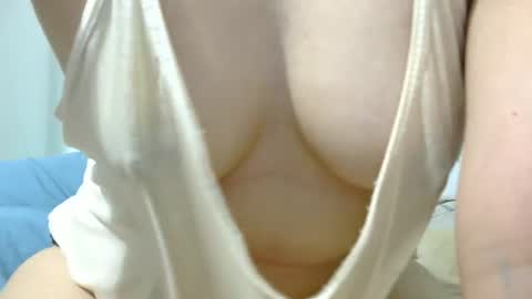 Snapshot of unpenetrated chatting on July 25, 11:08 am unny online show from July 25, 11:08 am