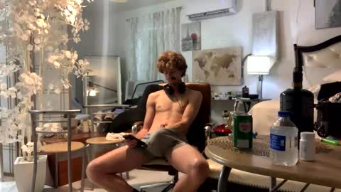 Snapshot of unverifiedbwc chatting on February 1, 2:02 pm Stepbro online show from February 1, 2:02 pm