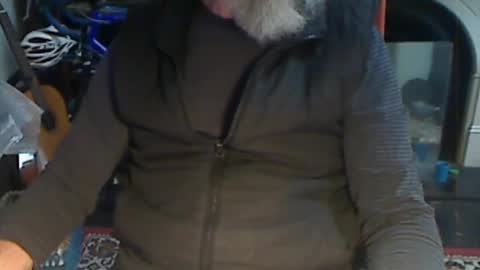 Freddie online show from June 4, 3:01 am