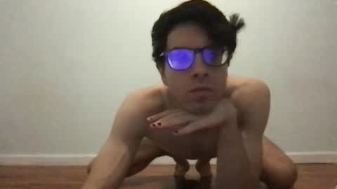 Snapshot of upsetboy chatting on September 30, 4:50 am deaf mute boy online show from September 30, 4:50 am