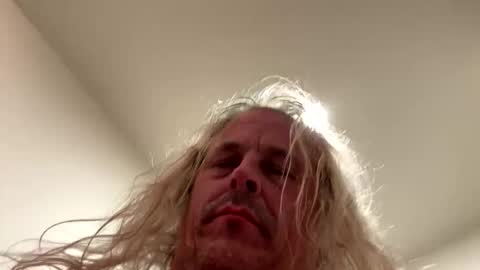 Snapshot of uptimeb4downtime chatting on October 24, 1:46 am Just 4 Fun online show from October 24, 1:46 am