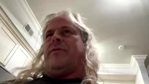 Snapshot of uptimeb4downtime chatting on November 7, 2:55 am Just 4 Fun online show from November 7, 2:55 am