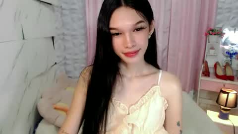 Snapshot of ur_asianbabexxx chatting on November 10, 6:34 am ur_asianbabexxx online show from November 10, 6:34 am