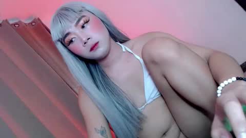 ur_caroline18 online show from December 3, 10:02 am
