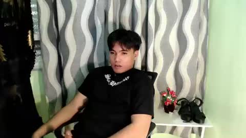 JADE online show from June 16, 6:32 pm