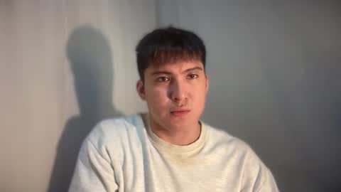 Ur jayqutee online show from November 16, 2:22 pm