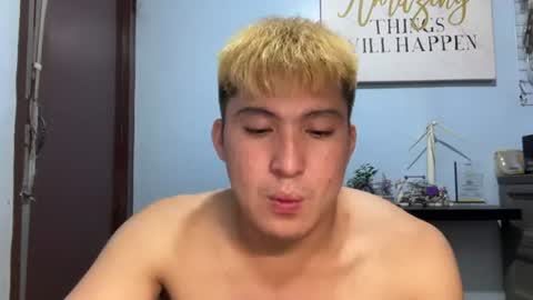Snapshot of ur_jayqutee chatting on June 27, 8:14 pm Ur jayqutee online show from June 27, 8:14 pm