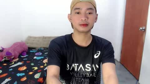 ur_joshuahotnotch online show from June 5, 1:50 pm