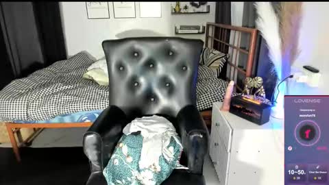 QUEEN ANGELA online show from February 14, 12:07 am