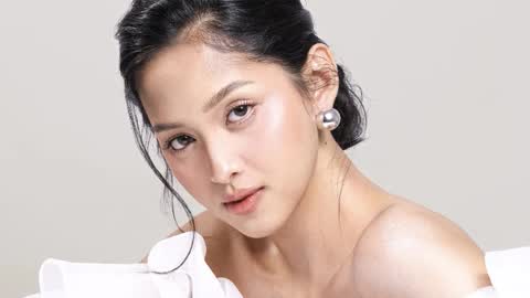 Snapshot of ur_mija_veronica chatting on November 23, 3:50 am Veronica Lodge online show from November 23, 3:50 am