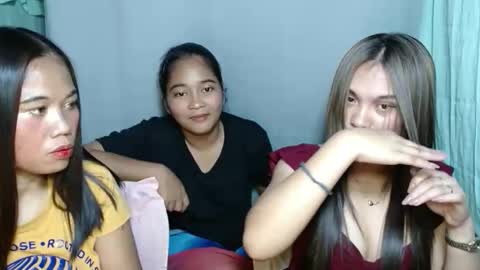 Snapshot of ur_prettymitch chatting on October 2, 2:57 pm ur_prettymitch online show from October 2, 2:57 pm