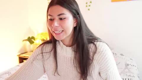 samyyy online show from April 30, 2:34 pm