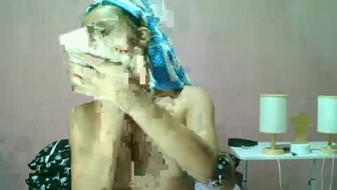 Snapshot of ur_sexybabe_ehra chatting on January 20, 12:39 pm ur_sexybabe_ehra online show from January 20, 12:39 pm