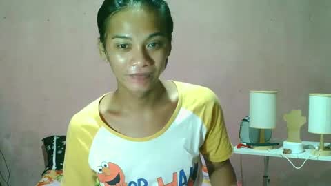 Snapshot of ur_sexybabe_ehra chatting on February 12, 10:14 am ur_sexybabe_ehra online show from February 12, 10:14 am