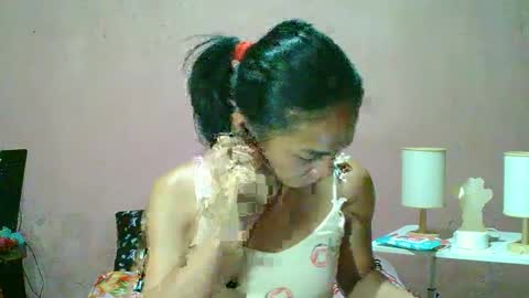 Snapshot of ur_sexybabe_ehra chatting on February 20, 9:33 am ur_sexybabe_ehra online show from February 20, 9:33 am