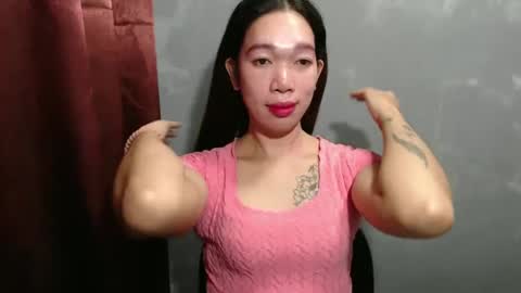 Snapshot of ur_sexychubby69 chatting on January 5, 11:12 pm Maurice online show from January 5, 11:12 pm