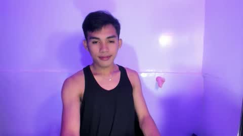 ur_shan21 online show from May 11, 5:10 pm