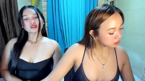 ur_truelyhot_dre online show from May 26, 4:30 am